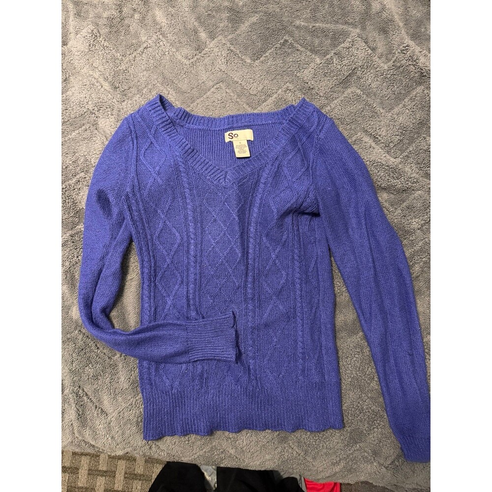 SO Cable Knit V-Neck Sweater in Royal Blue